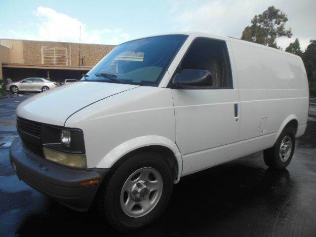 2003 Chevrolet Astro Cargo  Cargo Van