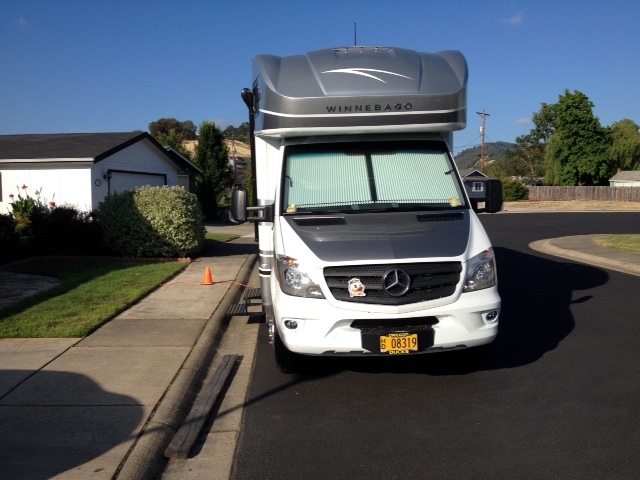 2016 Winnebago NAVION 24V