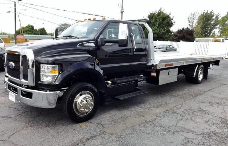 2017 Ford F-650 Supercab  Wrecker Tow Truck