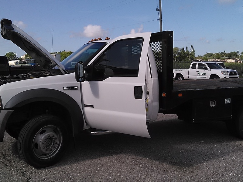 2006 Ford F-550 4x4  Flatbed Truck