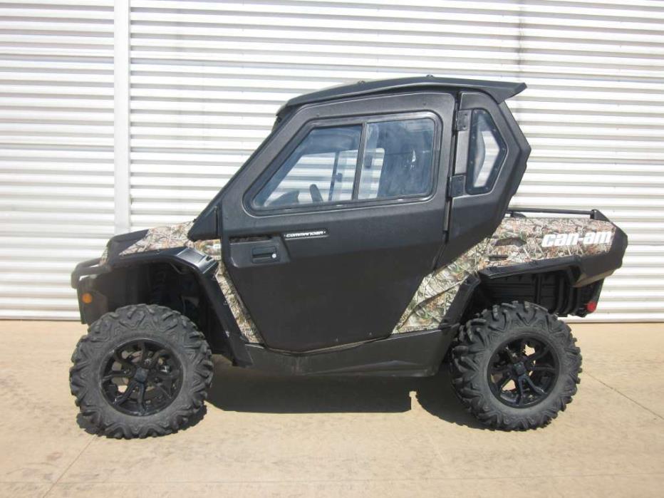 2015 Can-Am Commander™ XT™ 1000 Camo