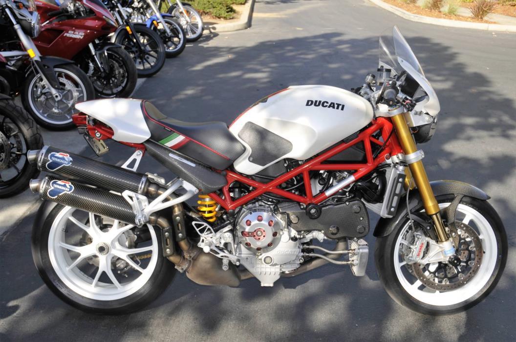 2001 Ducati 750ss