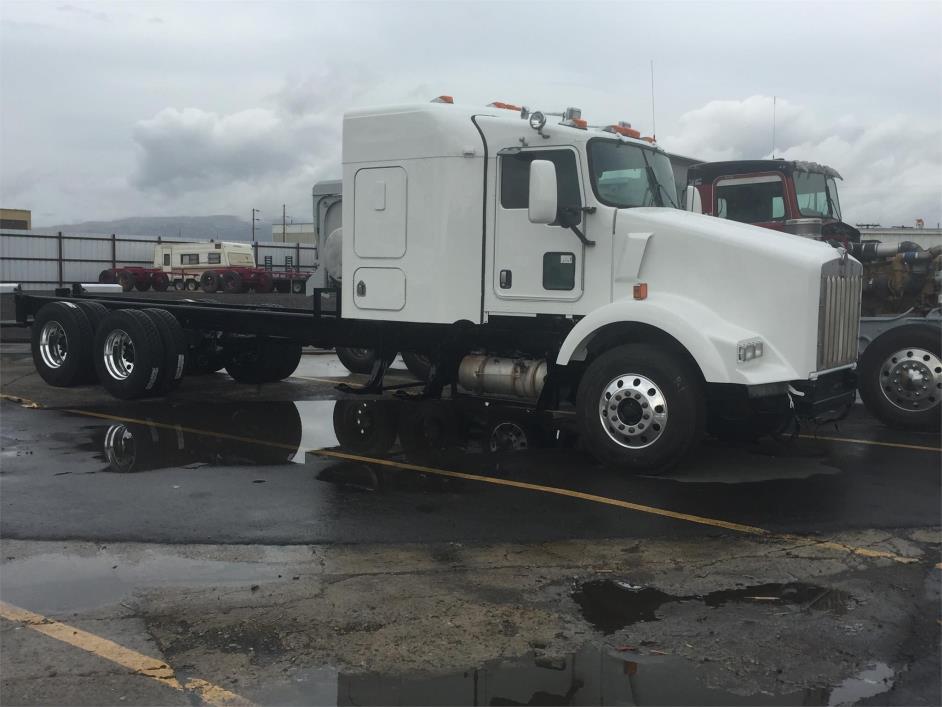 2008 Kenworth T800  Cab Chassis