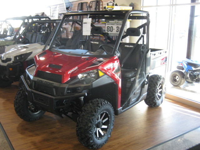 2017 Polaris RANGER CREW XP 1000 EPS Sunset Red