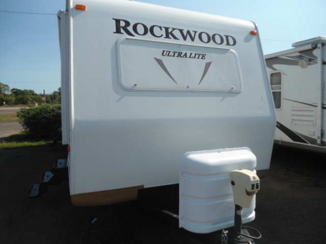 2011 Forest River ROCKWOOD 2604S ULTRA LITE