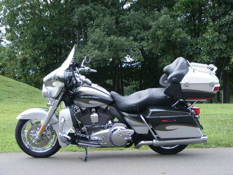 2009 Harley-Davidson FXD - Dyna Super Glide