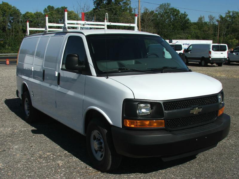 2012 Chevrolet Express G2500  Cargo Van