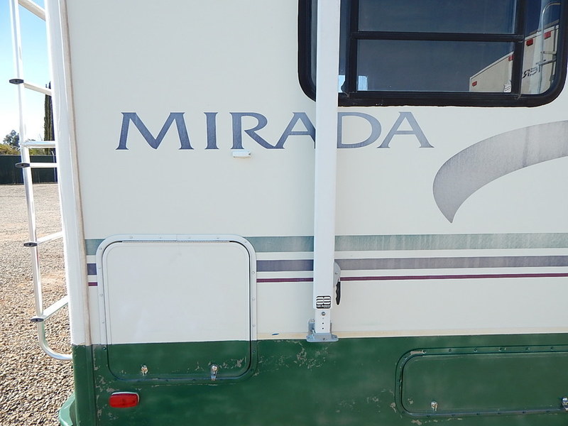 2000 Coachmen MIRADA 28QB