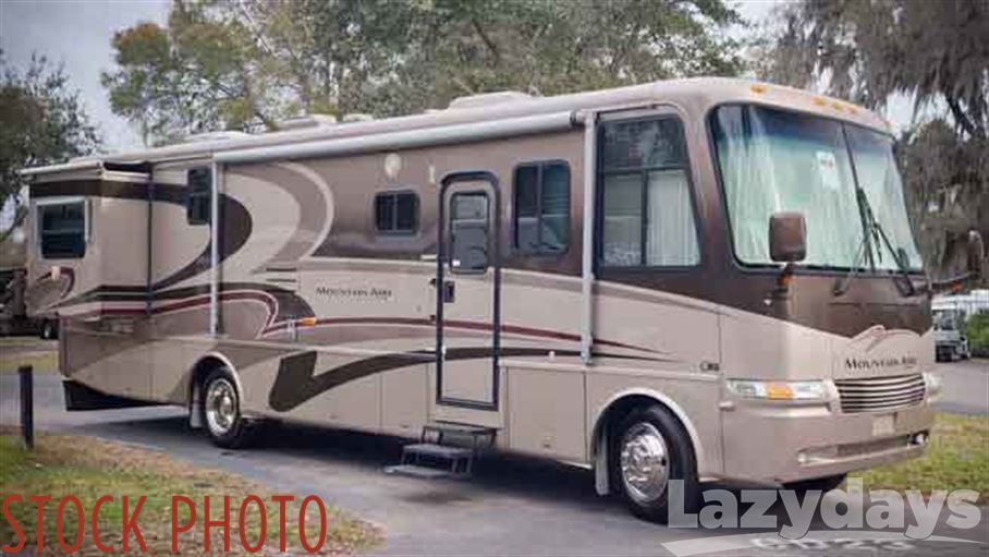 2004 Newmar Mountain Aire UNK