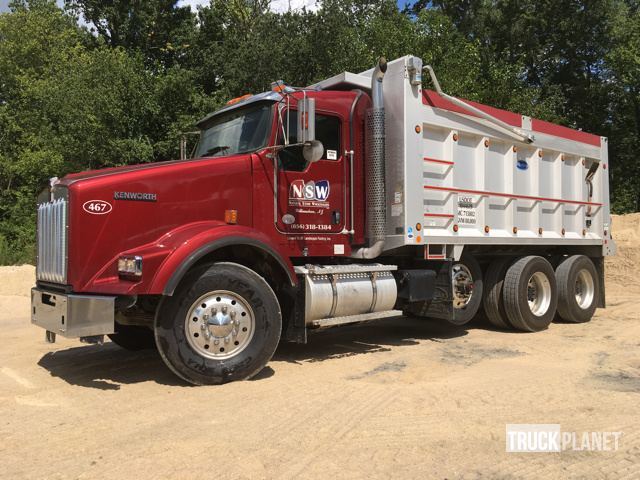 2015 Kenworth T800  Dump Truck