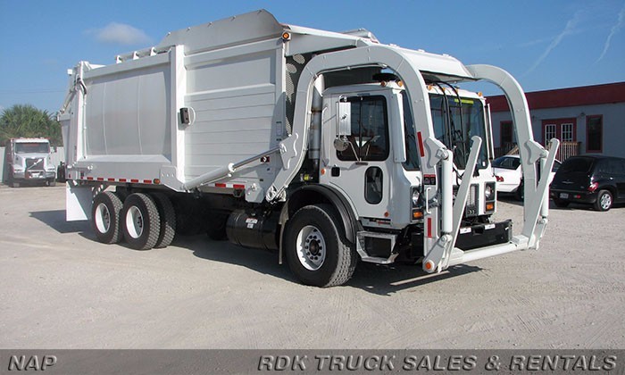 2010 Mack Mru613  Garbage Truck