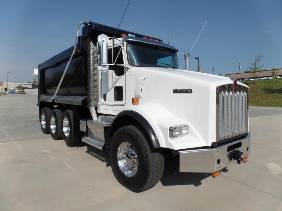 2014 Kenworth T800  Dump Truck