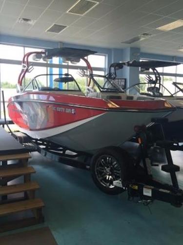 2013 Nautique Super Air Nautique G23