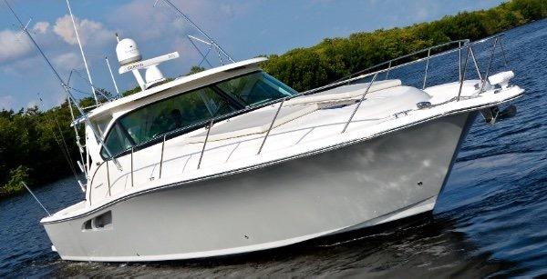 2014 Tiara 3900 Coronet