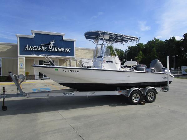 2005 Boston Whaler 21