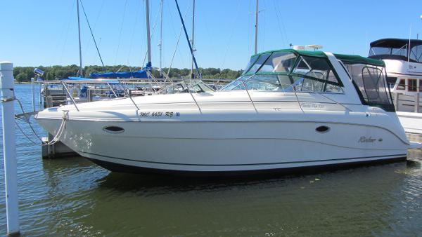 2001 Rinker 310 Fiesta Vee