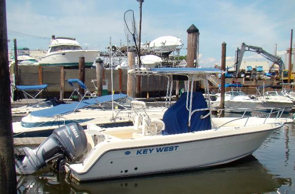 2004 Key West 2300 CC