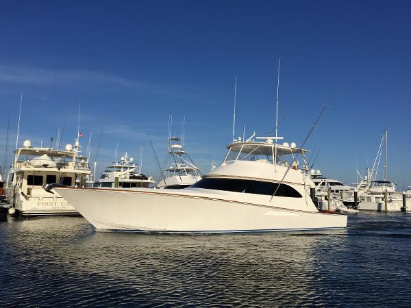 2008 Viking Yachts Convertible