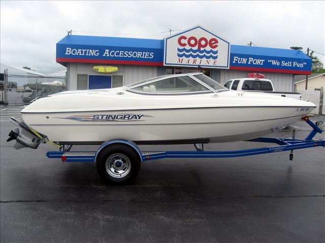 2007 Stingray Boats 180RX