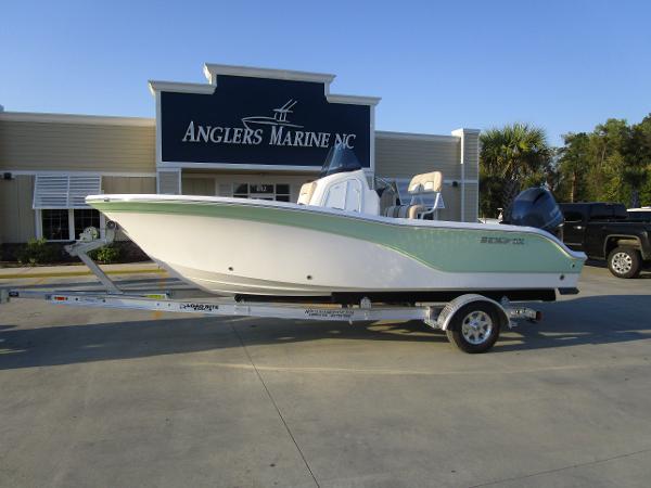 2017 Sea Fox 206 Center Console