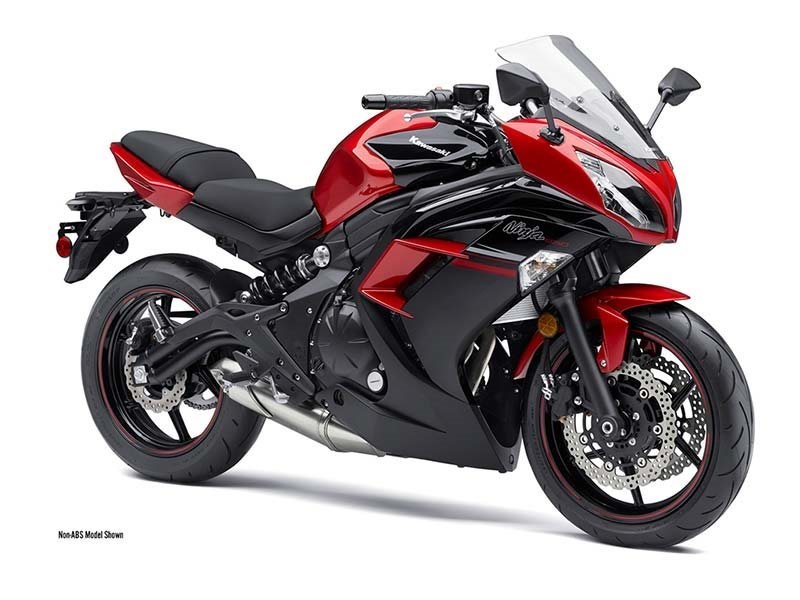 2016 Kawasaki Ninja 650 Candy Persimmon Red / Metallic Spark Black