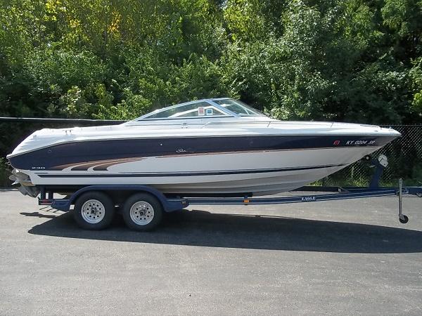 1997 Sea Ray 230 Bowrider