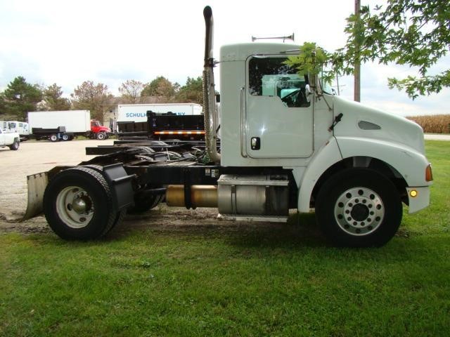 2004 Kenworth T300  Cab Chassis