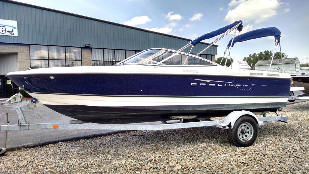 2008 Bayliner 215