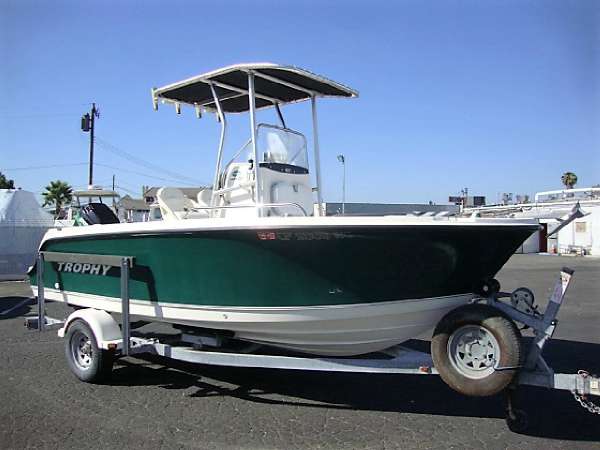 2004 Trophy 1903 Center Console