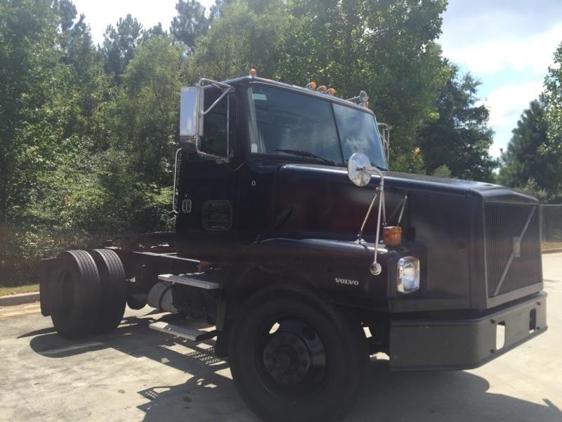 1995 Volvo Wg42t  Cab Chassis