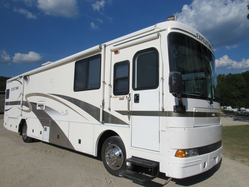 2001 Fleetwood expedition 36t