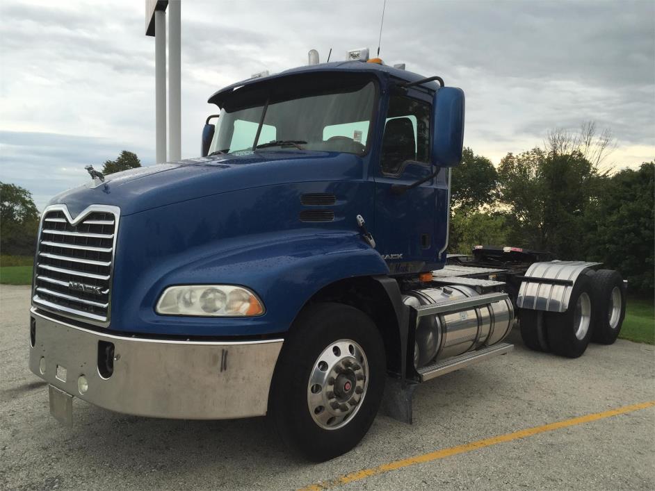 2007 Mack Vision Cx613  Conventional - Day Cab