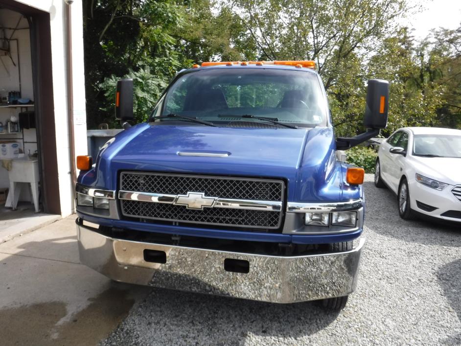 2004 Chevrolet C5500  Rollback Tow Truck