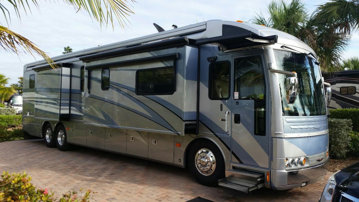 2005 American Coach 45E