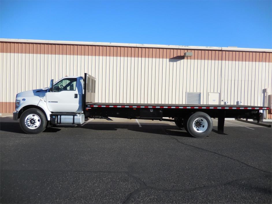 2016 Ford F650 Xl Sd  Flatbed Truck