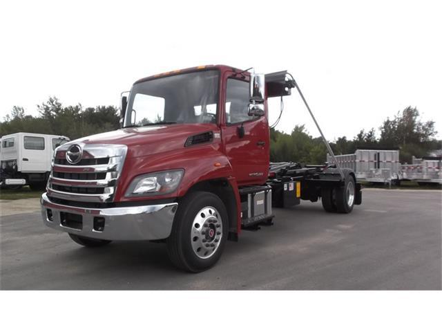 2017 Hino 268a  Cab Chassis