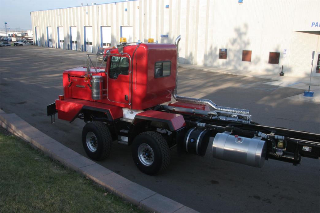 2014 Kenworth C500  Conventional - Day Cab