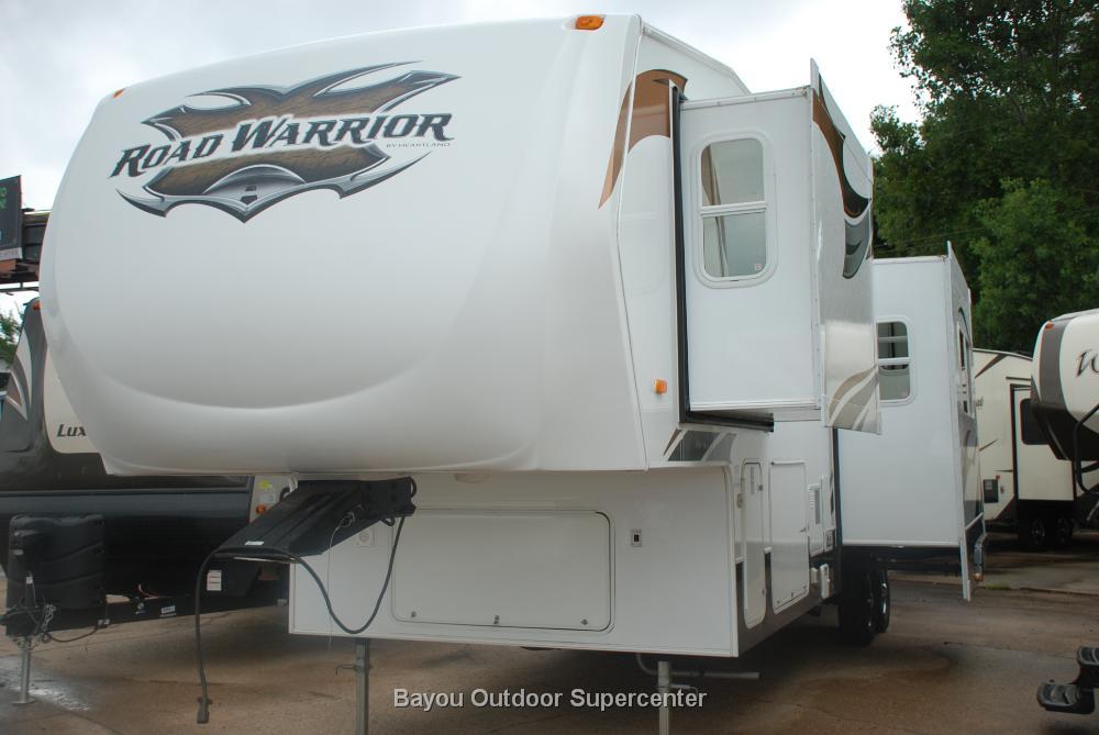 2011 Heartland Road Warrior 305RW