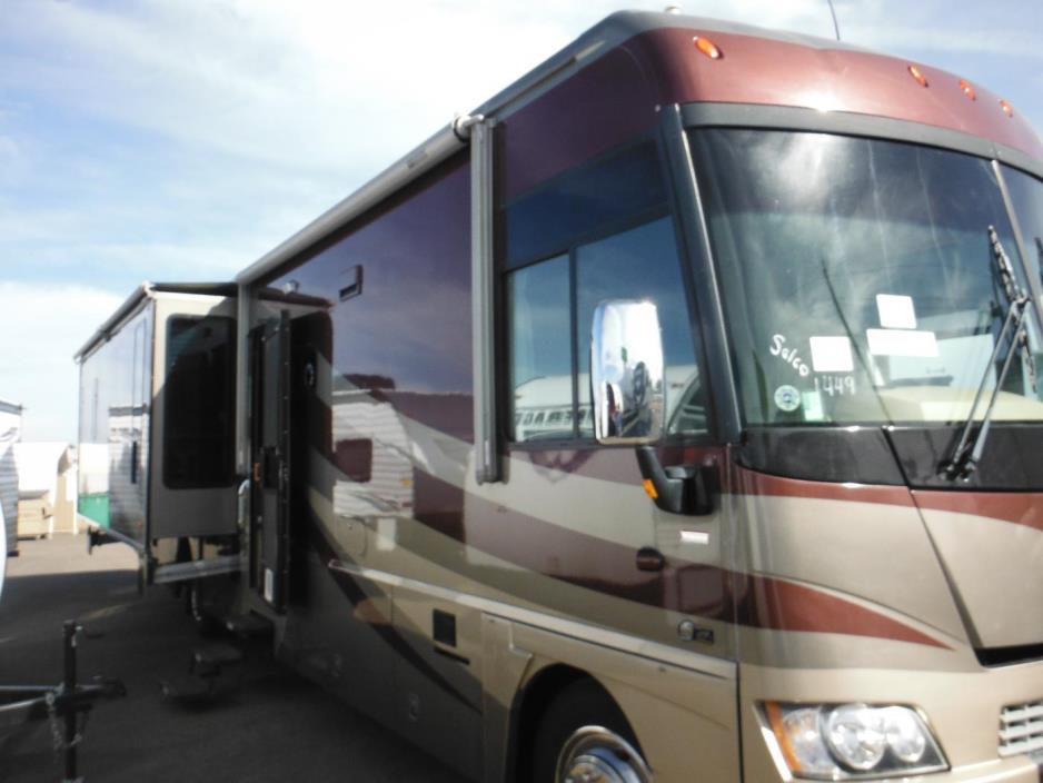 2006 Winnebago Adventure 33V