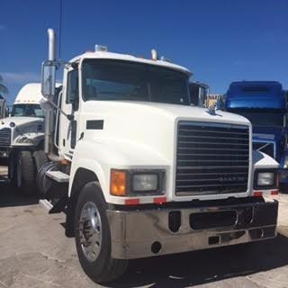 2009 Mack Pinnacle  Cab Chassis