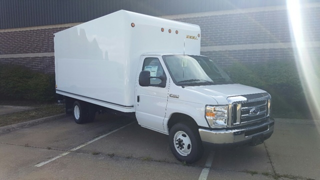 2016 Ford E-350 Cutaway  Cab Chassis