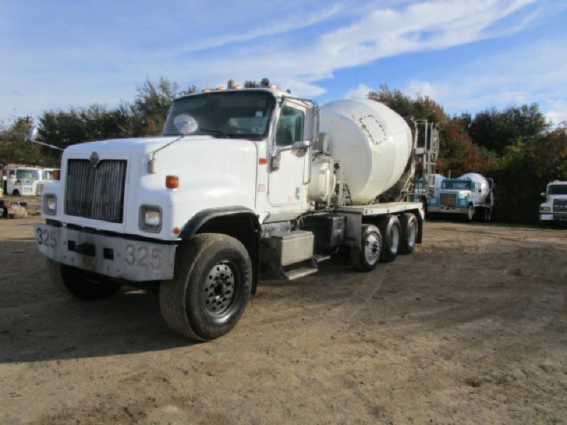 2006 International Paystar 5500i  Mixer Truck