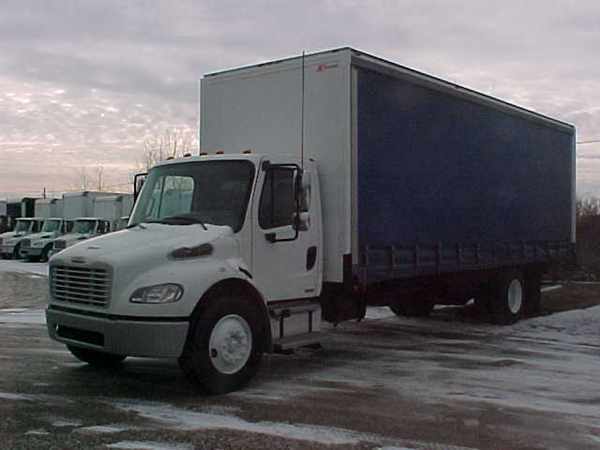 2005 Freightliner M2 106  Box Truck - Straight Truck