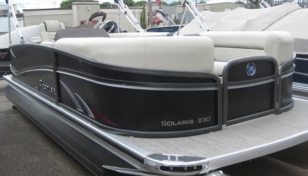 2016 Premier Solaris 230