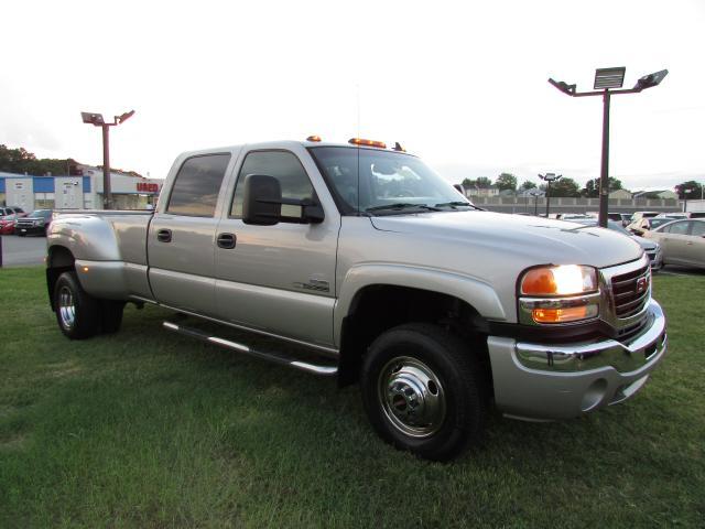 2006 Gmc Sierra 3500  Pickup Truck