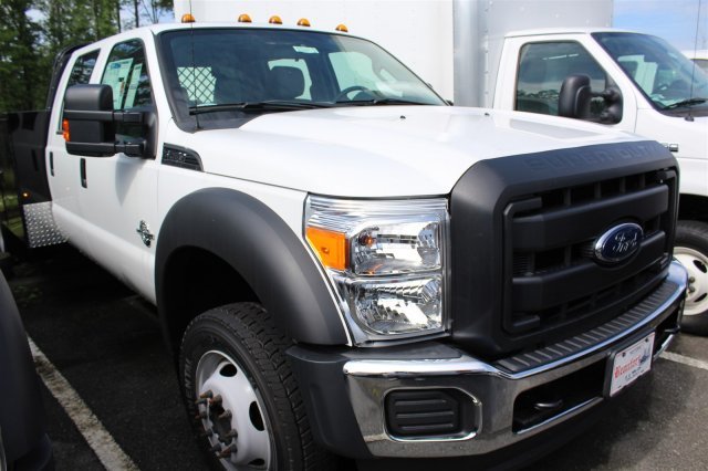2016 Ford F-550  Flatbed Truck
