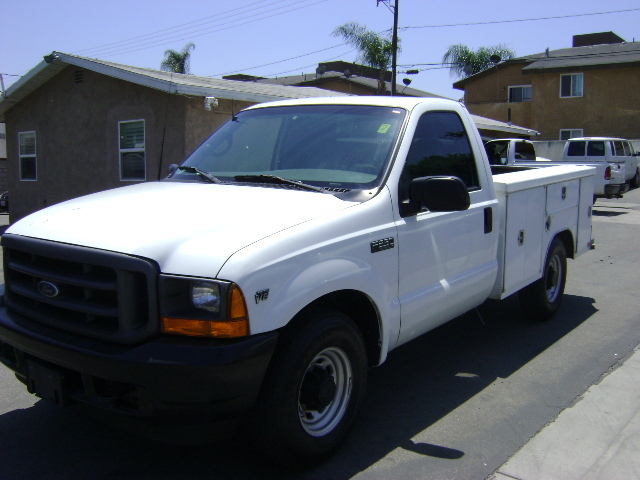 2001 Ford F250  Landscape Truck