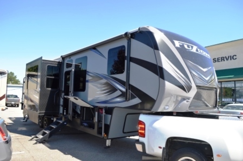 2017 Keystone Rv Fuzion 371