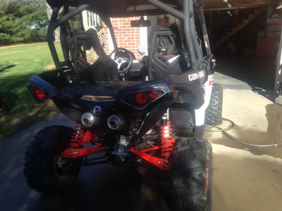 2014 Can-Am MAVERICK MAX X DS DPS 1000R