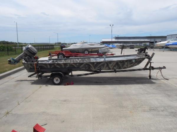 Jon Boat And Trolling Motor Boats for sale